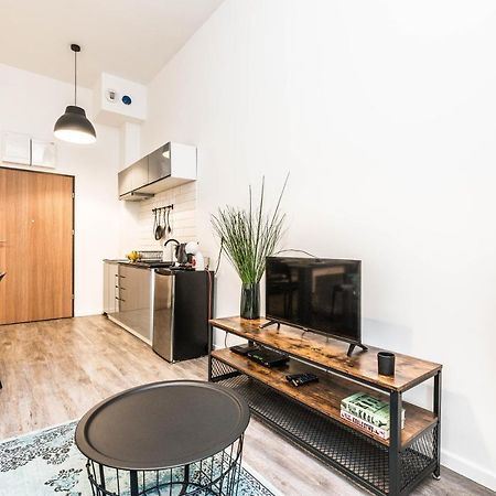 Apartament W Sercu Miasta Poznan Garbary 31 Kültér fotó