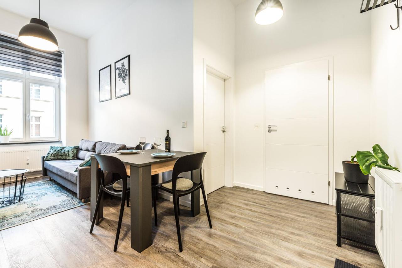 Apartament W Sercu Miasta Poznan Garbary 31 Kültér fotó